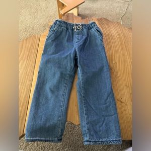 Zara 3-4T Girls. Fleece material inside So it’s warm during the winter